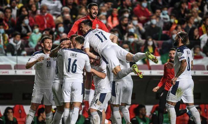 包含塞尔维亚队前途光明!,莱万多夫斯基新星反败为胜表现突出比赛高潮迭起的词条-ayx