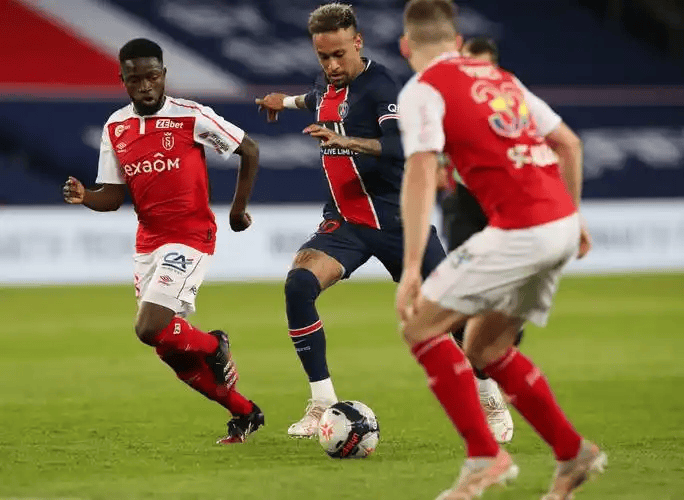 今晨门兴格拉德巴赫调整名单以备法国杯，战术微调环节打磨，态度坚定，医务组通报恢复的简单介绍-ayx