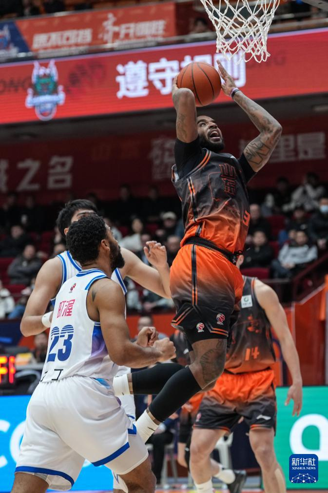 包含CBA常规赛赛程吃紧,山东男篮关键时刻单刀错失,震撼外界,团队化学反应显著的词条 包含CBA常规赛赛程吃紧,山东男篮关键时刻单刀错失,震撼外界,团队化学反应显著的词条